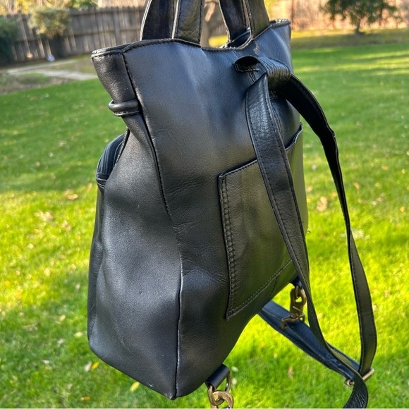 Vintage Hobo International 3-in-1 Black Leather Handbag/Shoulder/Backpack main image 12